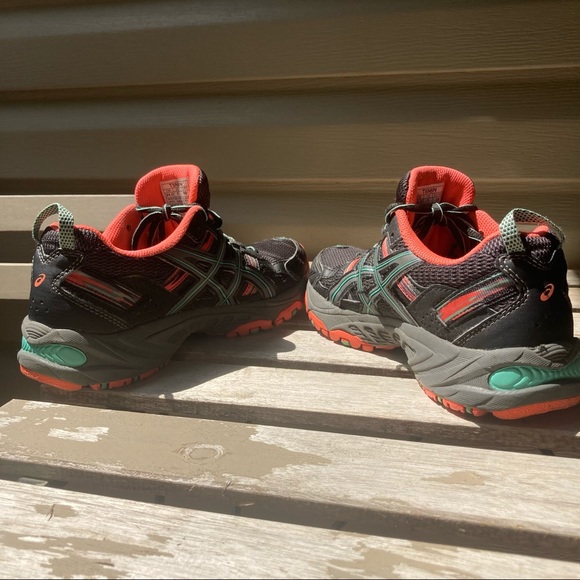 Women’s ASICS gel venture 5 - Picture 6 of 11